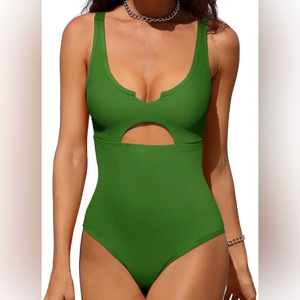 Ribbed one piece swimsuit with Keyhole—green—SPF 50—NWT